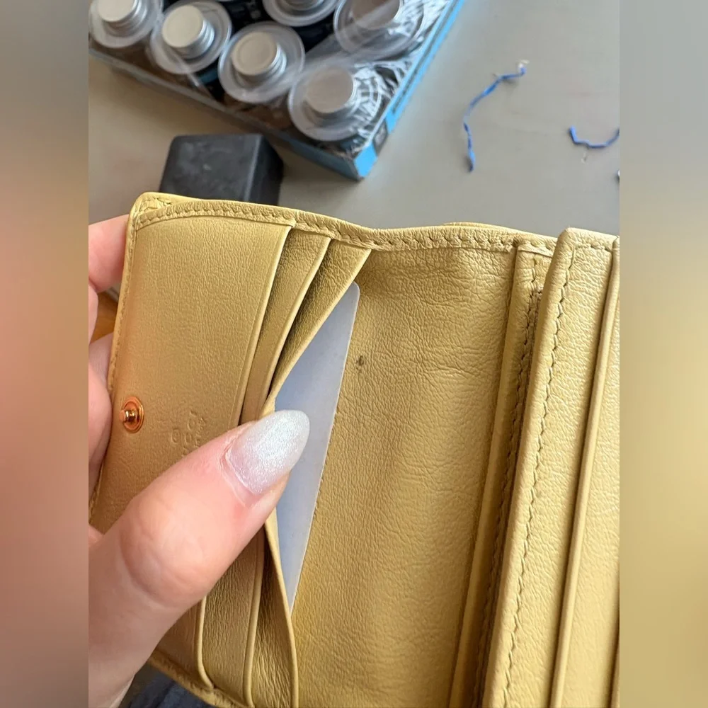 Gucci Women's Wallet - Picture 8 of 11